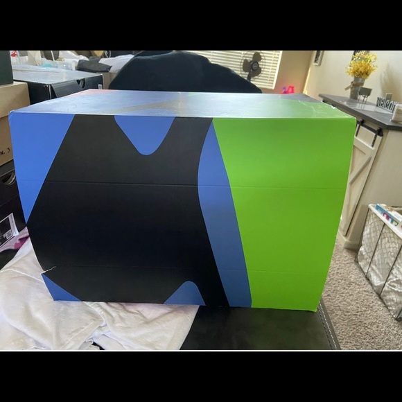 Nike DNA Pack 87 x 91 Air Huarache Run + Air Max 1 - Picture 2 of 5